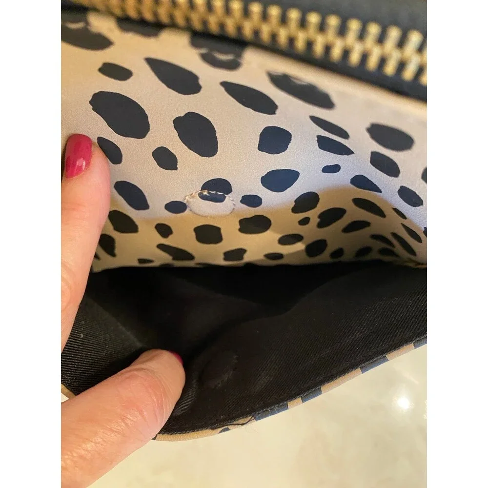 Universal Threads Crossbody Bag Tan Black Leopard Print Purse‎ Zipper Close